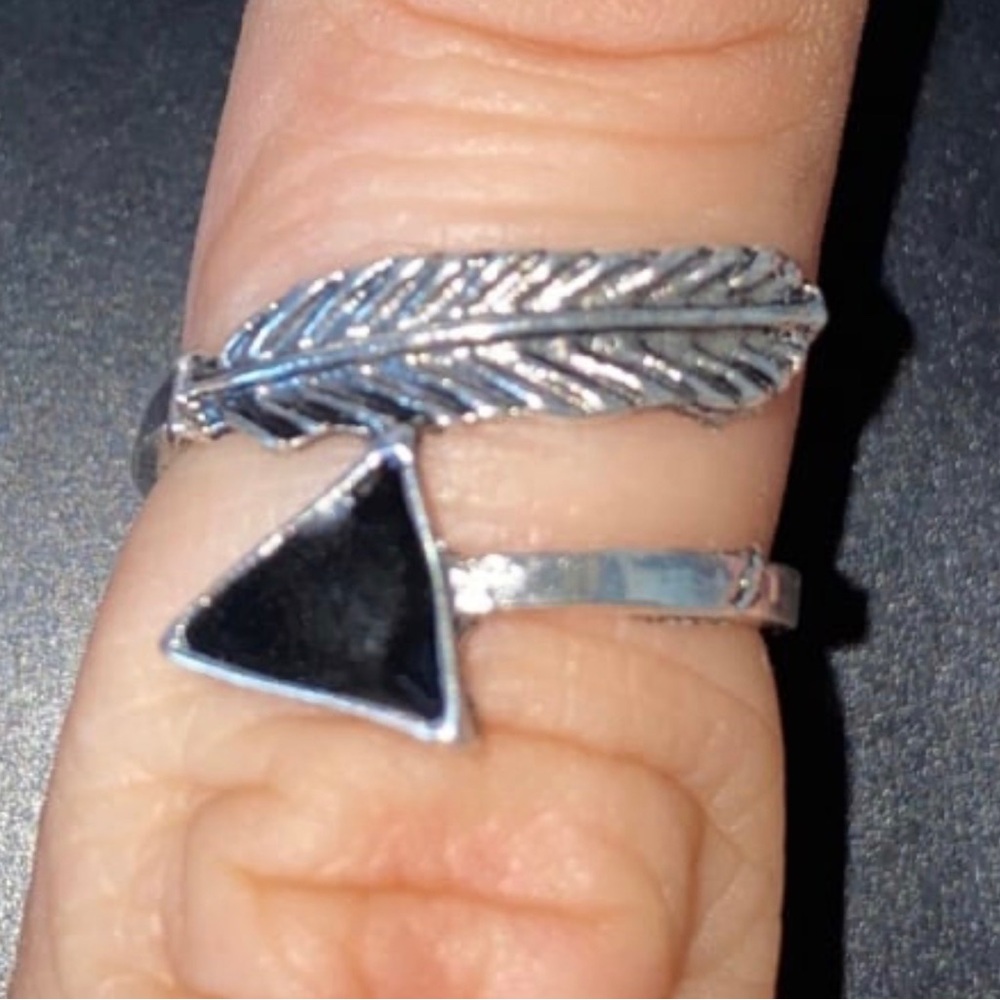 Native Arrow & Leaf Open Band Design ring Size 7 Filled silver unisex custom